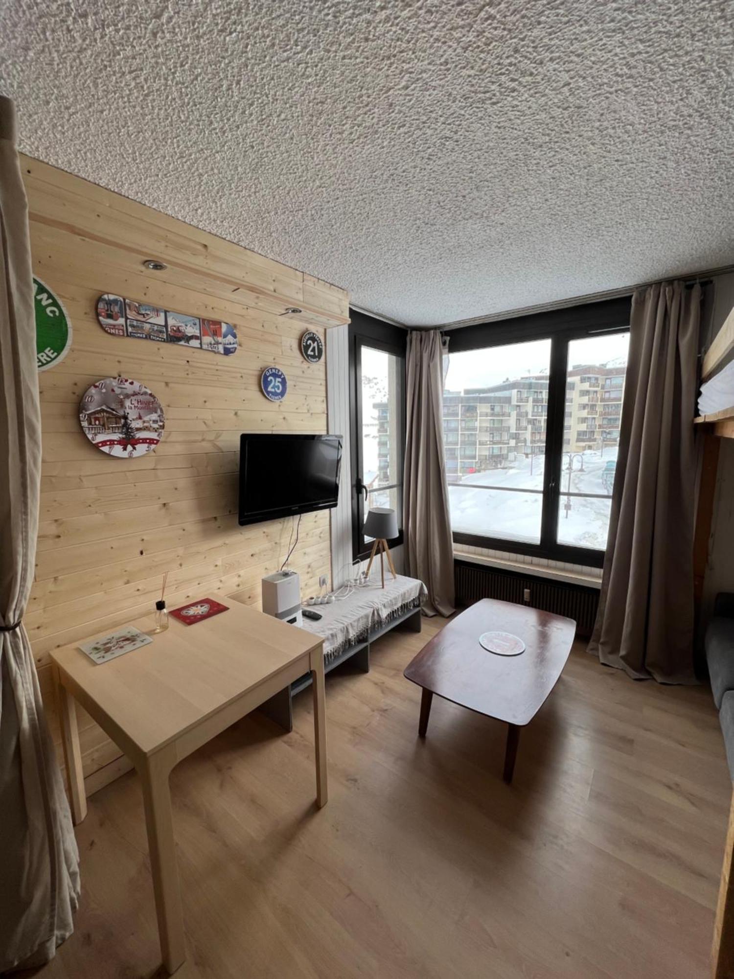 Bel Appartement 2/4 Pers, Au Pied Des Pistes ทีนเญอ ภายนอก รูปภาพ